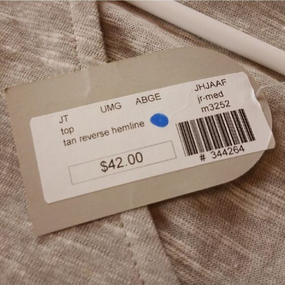 Umgee Gray Tan Reverse Hemline Tunic - Picture 6 of 7